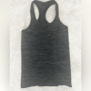 Swiftly Tech Racer Back Tank Top 2.0 Size 4